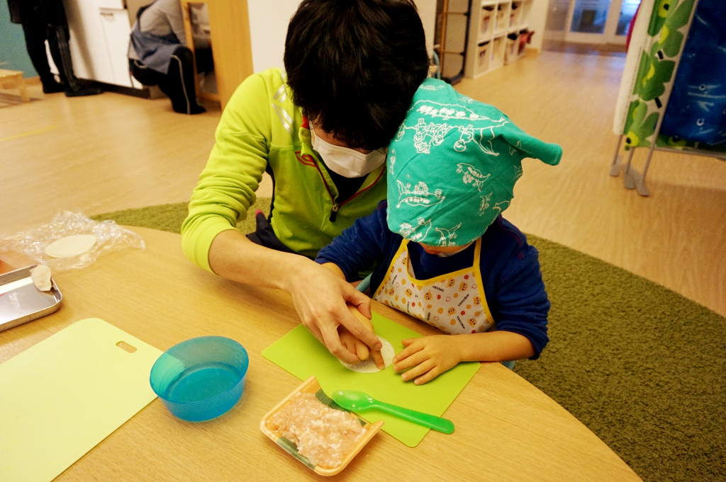 次は水餃子を作ろう!上手く包めるかな?