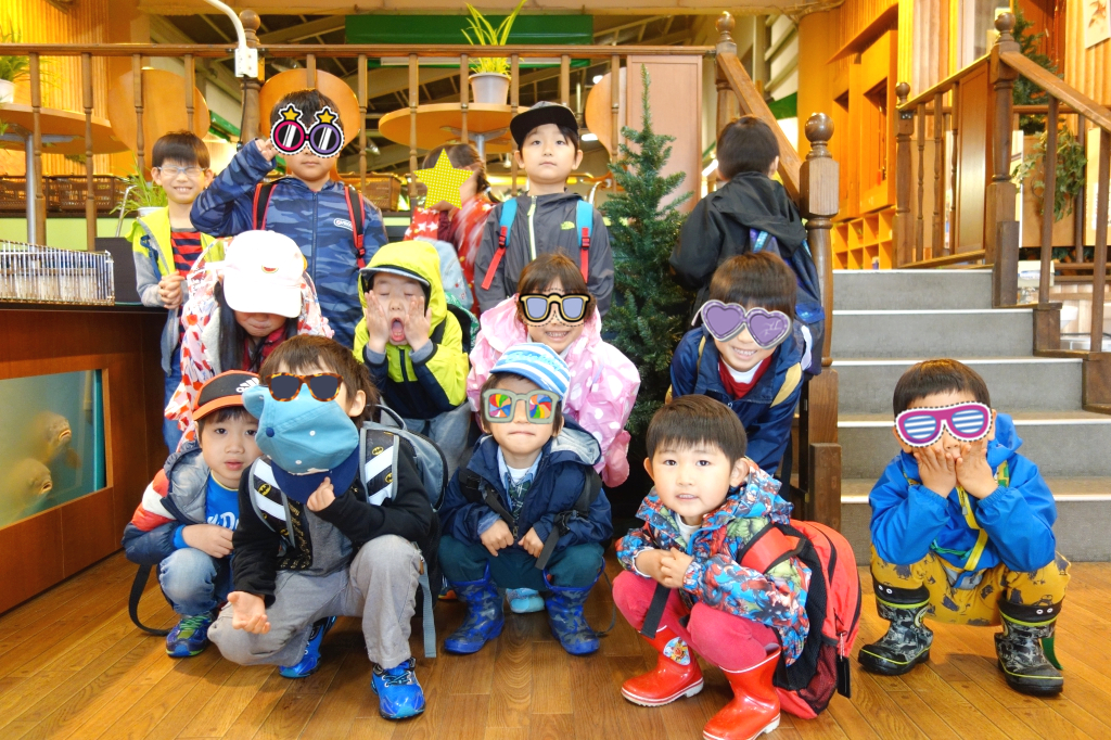 釣るのは難しかったけど、楽しかったね!<・)))><<